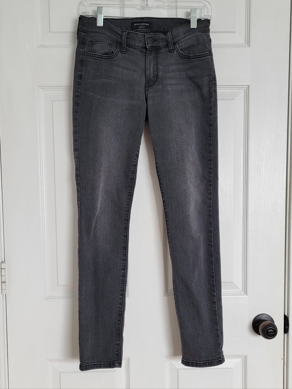 Banana Republic Women's Charcoal Gray Low Rise Skinny Jeans